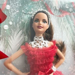 SOLD ❌ NEW 2018 Holiday Barbie 30TH ANNIVERSARY EDITION Brunette Latina Hispanic